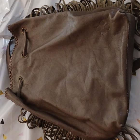 Patricia Nash Drawstring Crossbody Bucket Bag - Picture 7 of 11